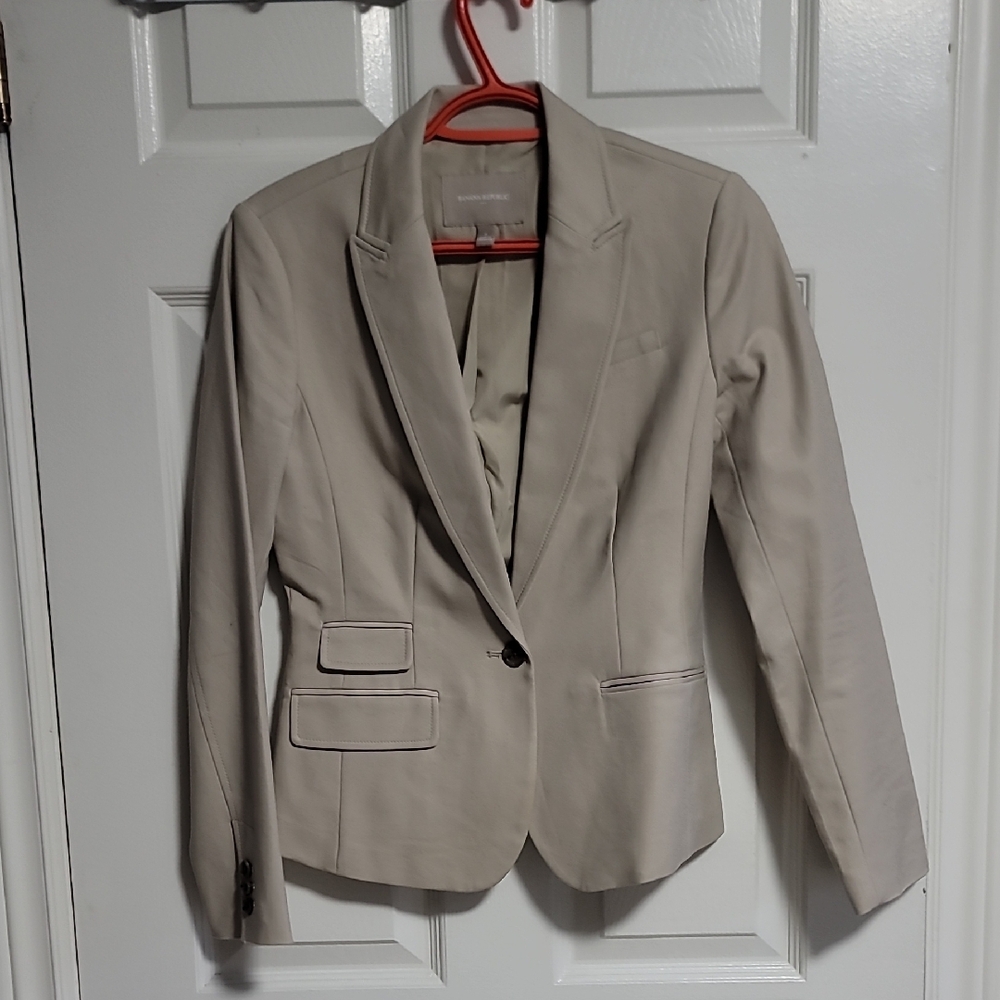 Women's Cream Blazer Banana Republic